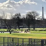 LUXURY&DESIGN in Champs Elysées-Lincoln